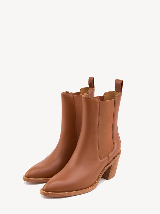 Dakota boots